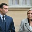 Jordan Bardella et Marine Le Pen à l'issue d'un entretien avec le Premier ministre à Matignon, le 16 décembre 2024