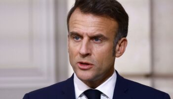 Syrien: Emmanuel Macron lädt Syriens Präsident nach Frankreich ein