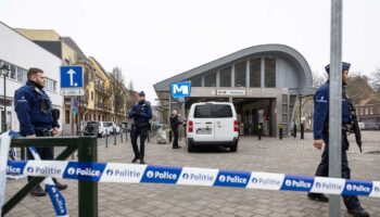 Deux hommes recherchés à Bruxelles après des tirs à l’arme de guerre