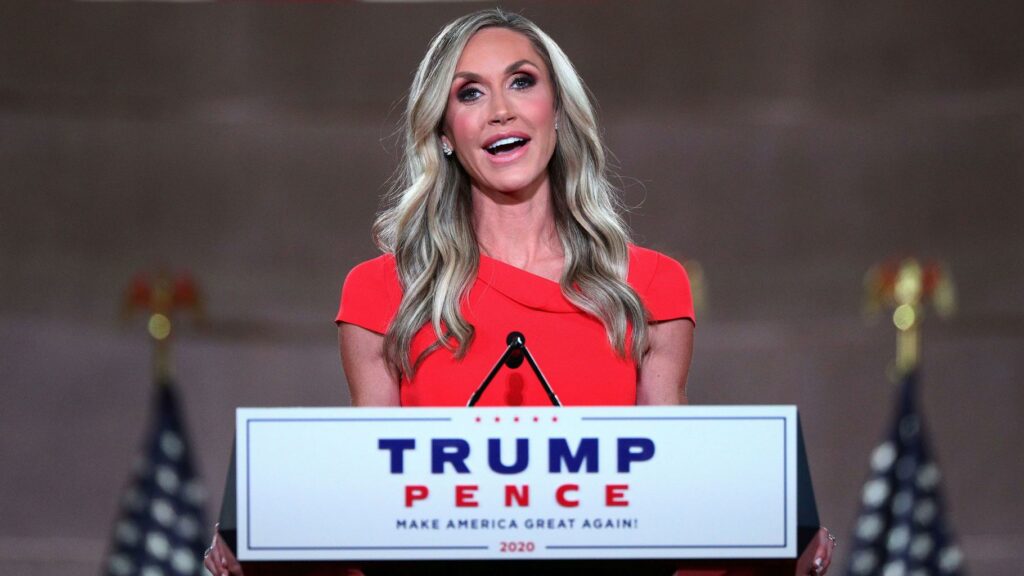 Lara Trump recrutée par Fox News : la belle-fille du président réalise une première aux États-Unis