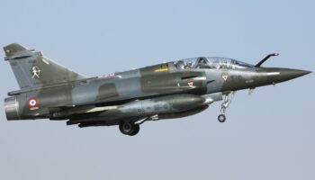 Photo d'archives d'un Mirage 2000 de l'armée française décollant de la base de N'Djamena (Tchad) le 22 décembre 2018