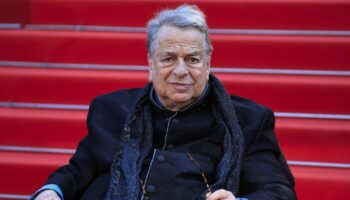 L'écrivain et homme d'affaires Paul-Loup Sulitzer est mort à l'âge de 78 ans, annonce sa fille