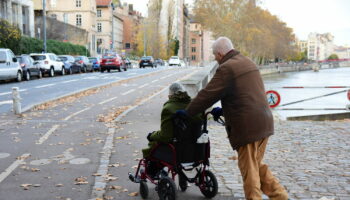 Les 6 galères qui enveniment la vie des handicapés, malgré les fauteuils roulants bientôt gratuits