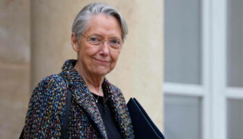 IA : formations pour les élèves, aide pour les profs, outil de gestion… Elisabeth Borne met à jour le logiciel de l’école