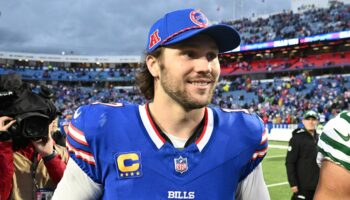 Bills' Josh Allen wins 1st career NFL MVP