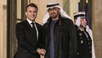 Intelligence artificielle : les Emirats arabes unis vont construire un « data center » géant en France