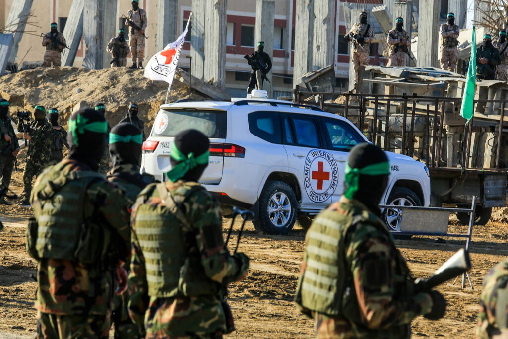 Trêve à Gaza : des doutes émergent sur les libérations d'otages prévues ce samedi