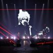 L'Arena Tour d'Indochine, et Emmanuel Noblet pour ses deux pièces dans les théâtres parisiens.