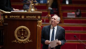 Après avoir esquivé les motions de censure, quels sont les chantiers de François Bayrou ?