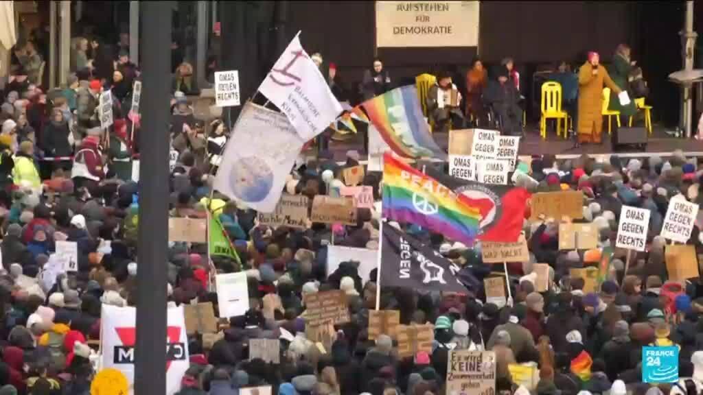 Allemagne : 250 000 personnes manifestent contre l'extrême droite à Munich