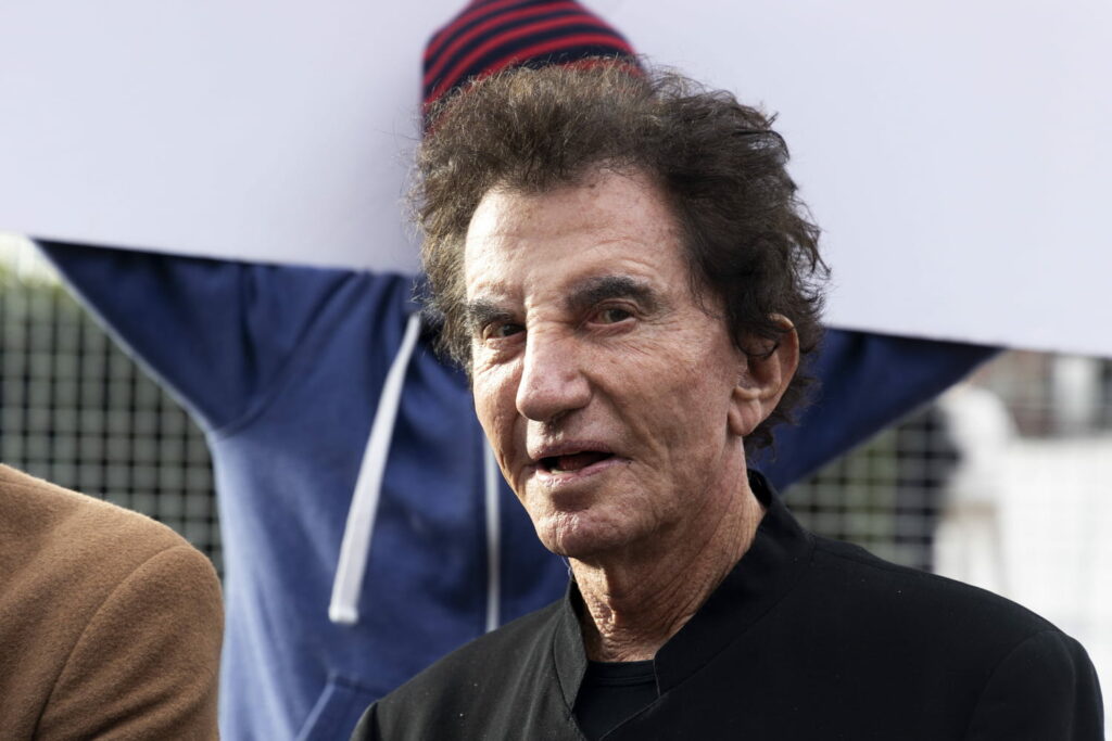 Pourquoi Jack Lang a été malmené lors d'un rassemblement contre la pédocriminalité ?