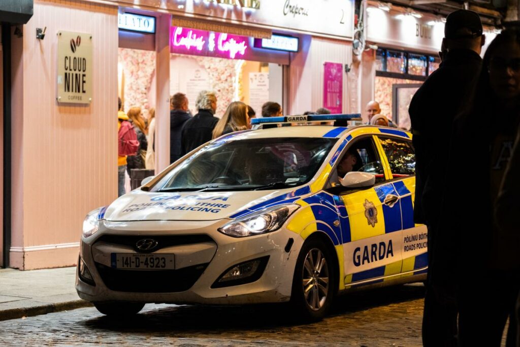 Plusieurs personnes poignardées à Dublin, un homme arrêté