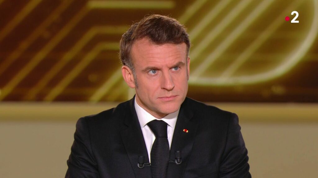 Intelligence artificielle : suivez l'interview d'Emmanuel Macron sur France 2, à la veille du Sommet de Paris sur cette technologie