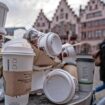 Kampf dem To-go-Becher: Frankfurt lehnt Verpackungssteuer ab, Wiesbaden und Darmstadt prüfen