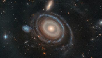 Découverte d’une magnifique galaxie avec un nombre inédit d’anneaux