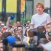 Le chanteur Ed Sheeran interrompu par la police lors d'un concert de rue en Inde