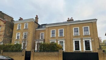 Billionaire wins right to hand back moth-infested £32.5m Notting Hill mansion