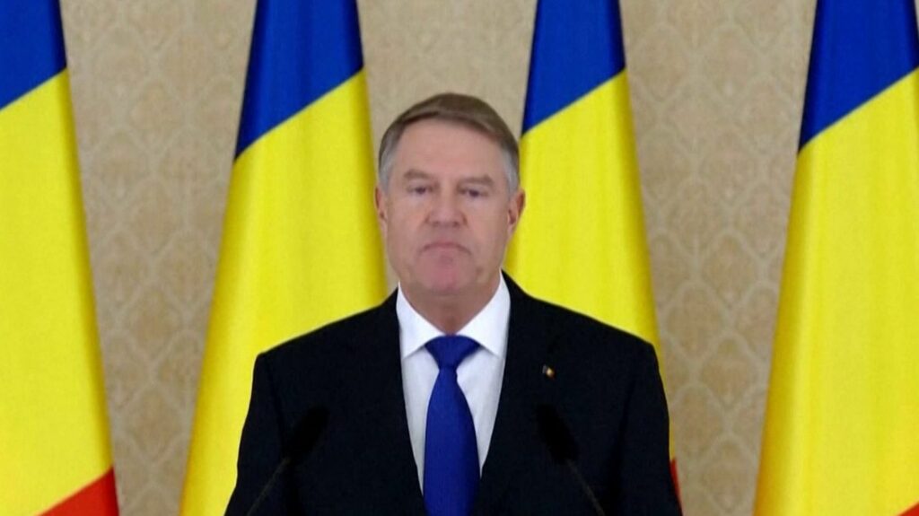 Eurozapping : le président roumain Klaus Iohannis démissionne