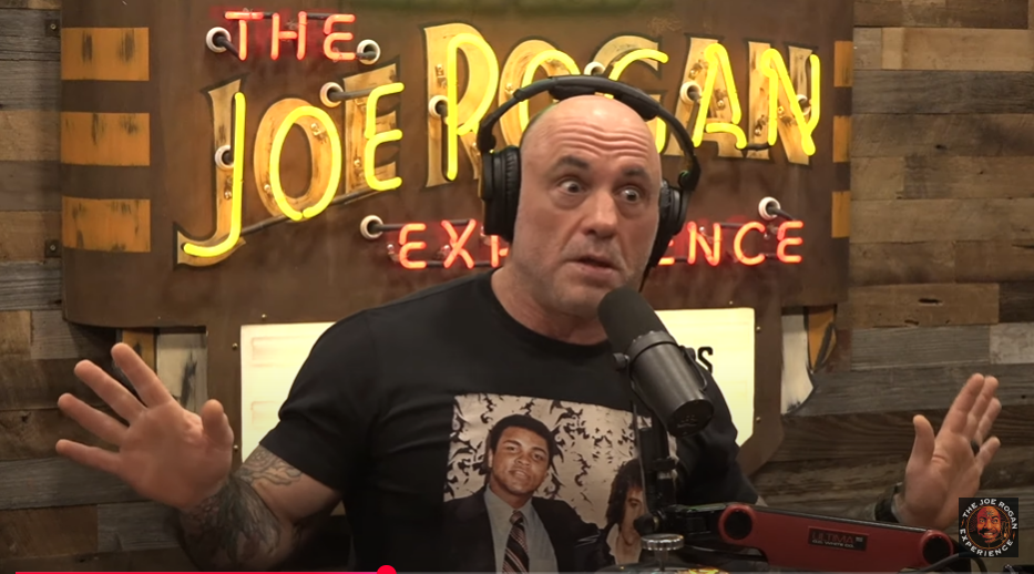 Rogan mocks Democrats for 'not course correcting at all' in months after loss to Trump