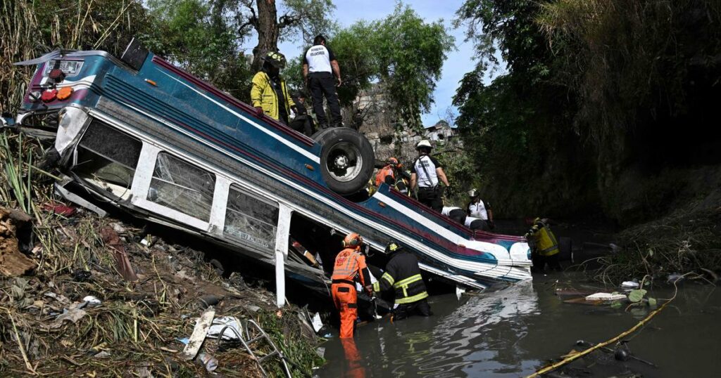 Trois jours de deuil national au Guatemala après la mort de 54 personnes dans un accident