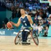 « Si on ne nous permet pas de nous déplacer facilement, l’inclusion ça ne sert à rien » : Sofyane Mehiaoui, joueur et entraîneur de basket fauteuil