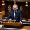 Bayrou, accusé d'avoir tu des violences sexuelles, fustige un "scandale inventé"