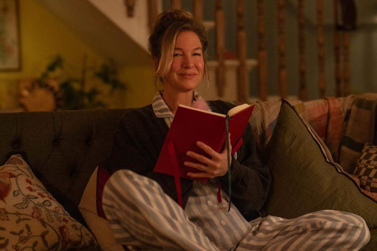 « Bridget Jones : folle de lui » : un quatrième volet cousu de fil rose sur l’ex-célibattante gaffeuse