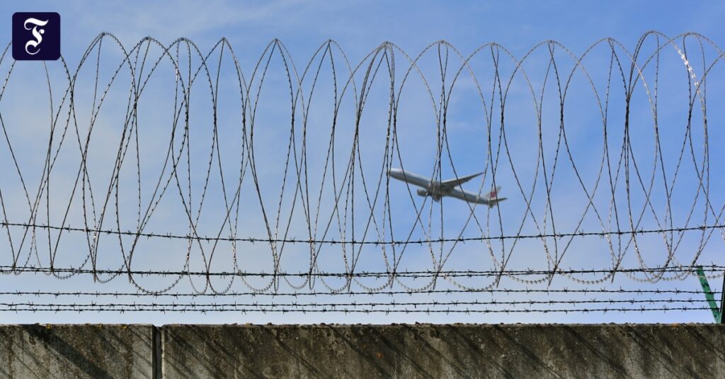 NRW organisiert erstmals eigenen Dublin-Abschiebeflug nach Bulgarien