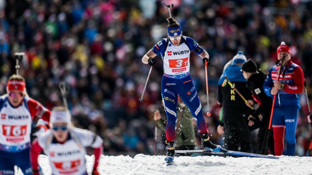 Mondiaux de biathlon : la France conserve son titre en survolant le relais mixte