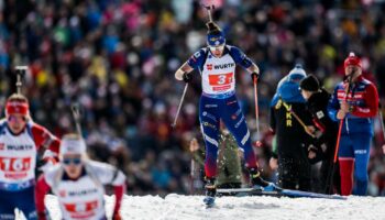 Mondiaux de biathlon : la France conserve son titre en survolant le relais mixte