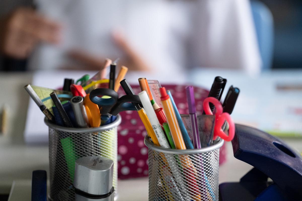 De l’usage compulsif du massicot en salle des profs