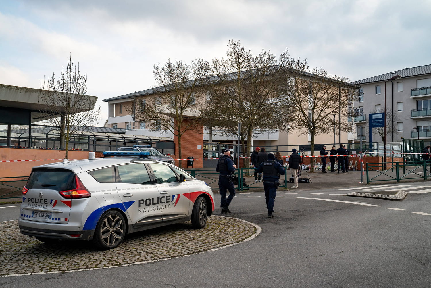 Des policiers dans les établissements scolaires ? Ce qu'en pensent les Français