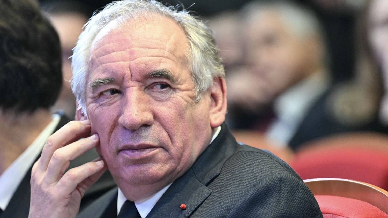 Accusations de violences à Bétharram : François Bayrou est "un menteur, je lui ai écrit pour lui dire ce qu'il se passait", s'indigne une victime