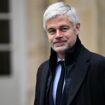 Laurent Wauquiez officialise sa candidature à la tête de LR et tacle son principal adversaire Bruno Retailleau