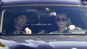 Dave Grohl, wife spotted together for first time since he admitted to fathering child outside marriage