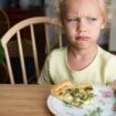 Votre enfant ne finit jamais son assiette ? Plutôt que de le forcer, voici quoi faire selon une diététicienne pédiatrique