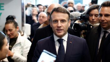 Affaire de la fraude aux eaux minérales de Nestlé : Emmanuel Macron affirme qu’il n’y a eu ni « entente » ni « connivence »