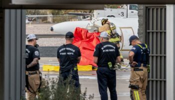 Au moins un mort dans la collision de deux petits avions en Arizona