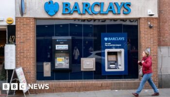 Barclays customers hit by third day of payment issues