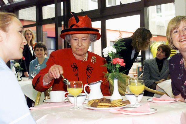 Builder demanded 'proper cup of tea' - but didn't know he was talking to the Queen