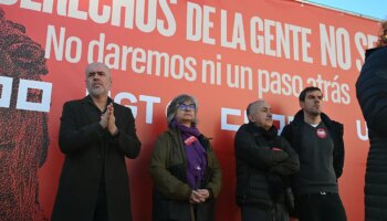 CCOO y UGT apenas concentran a unos cientos de personas en Madrid y Barcelona en su manifestación contra el PP