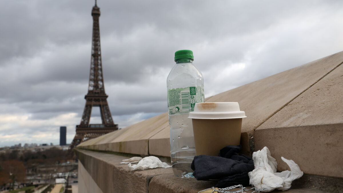 « C’est de pire en pire » : à Paris, les rues de plus en plus sales, à qui la faute ?