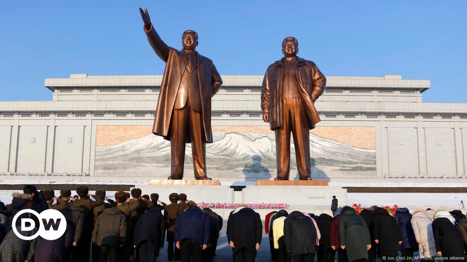 China agency offers N. Korea tour to mark Kim Jong Il's birthday