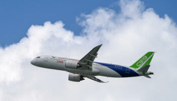 Comac, le rival chinois qui veut bousculer le match entre Boeing et Airbus