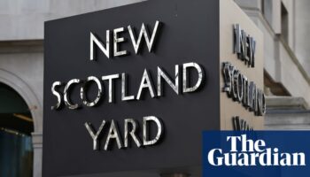 Court rules against Metropolitan police crackdown on officers