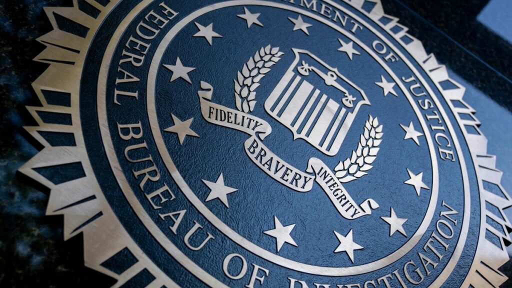 Des agents du FBI poursuivent le ministère de la Justice, accusé de « purge » orchestrée par Donald Trump