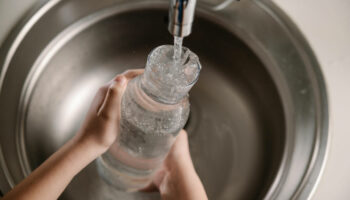 Eau potable : l’agglomération de Cergy-Pontoise entend reprendre la main pour « tirer les coûts vers le bas »