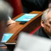 Écologie, normes: François Bayrou pris entre deux feux