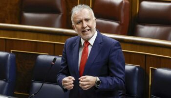 El Congreso insta a un pacto con Canarias para cubrir la atención sanitaria a inmigrantes