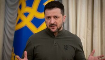 En direct, guerre en Ukraine : Volodymyr Zelensky va rencontrer le vice-président américain, J. D. Vance